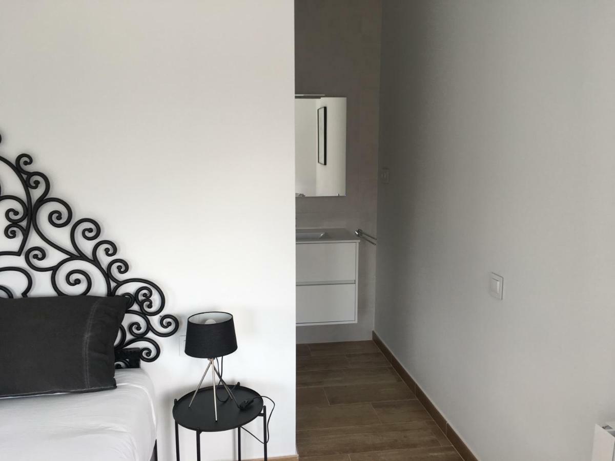 Apartamento Torre de la Ferrería Tona Exterior foto